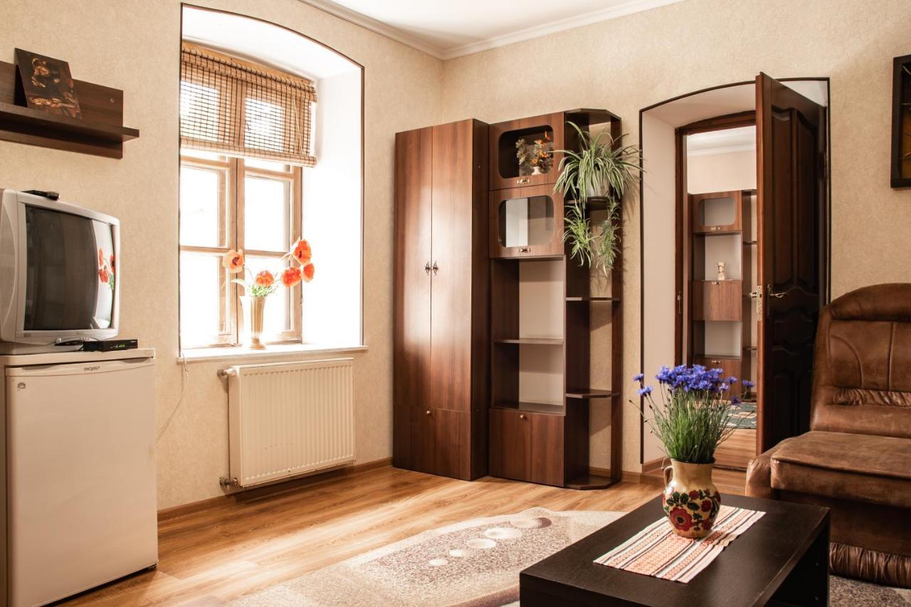 Bilya Richky Hotel Kamianets-Podilskyi Εξωτερικό φωτογραφία