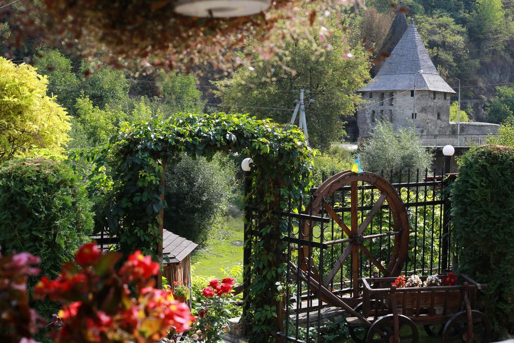Bilya Richky Hotel Kamianets-Podilskyi Εξωτερικό φωτογραφία
